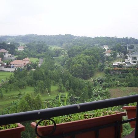 Green Wattana Hotel Sentul Bogor Luaran gambar