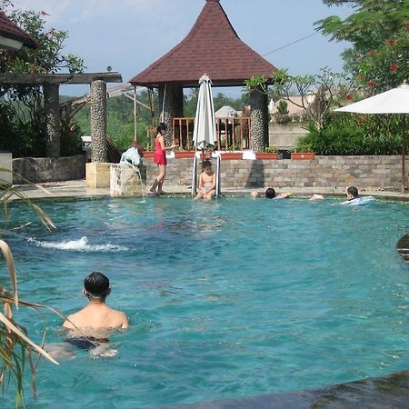Green Wattana Hotel Sentul Bogor Luaran gambar