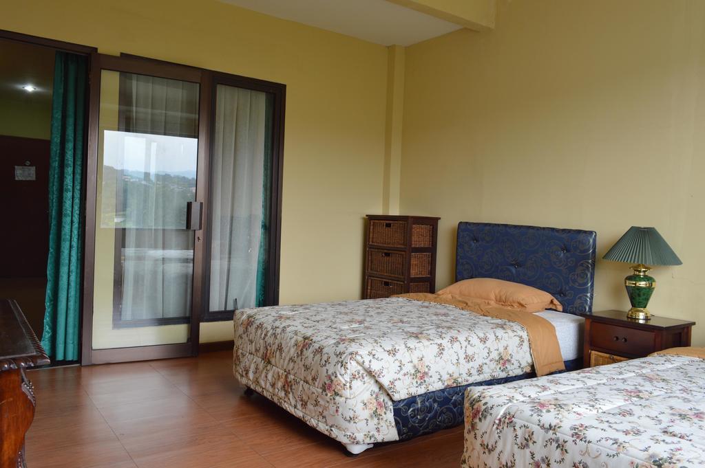 Green Wattana Hotel Sentul Bogor Luaran gambar