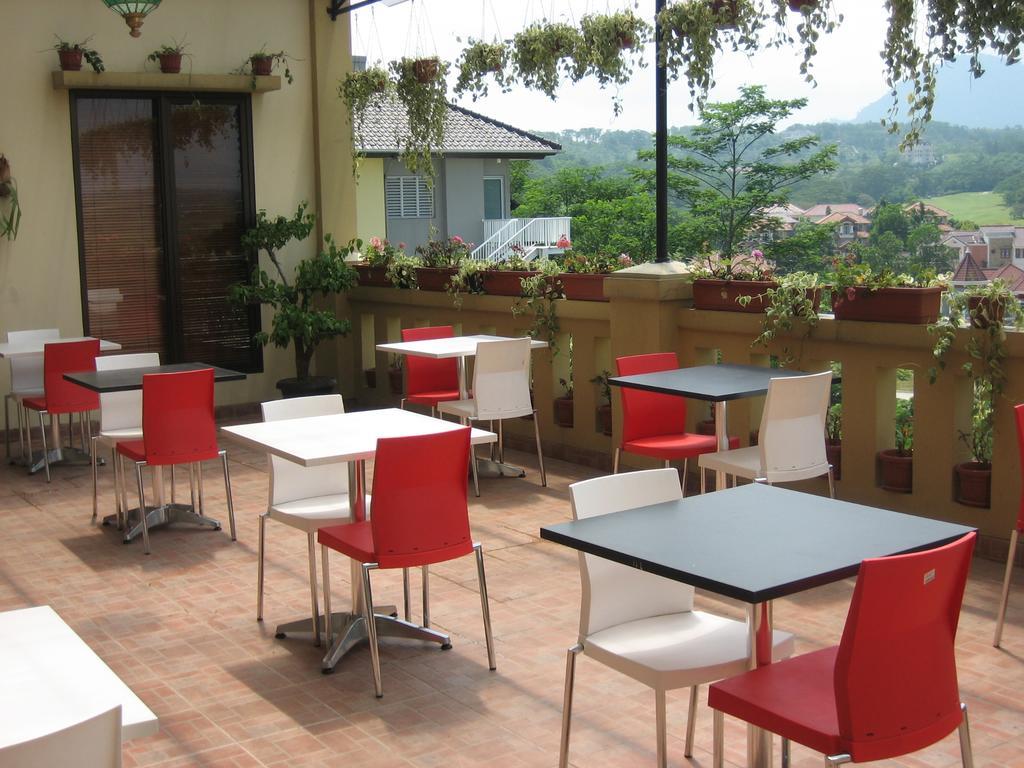 Green Wattana Hotel Sentul Bogor Luaran gambar