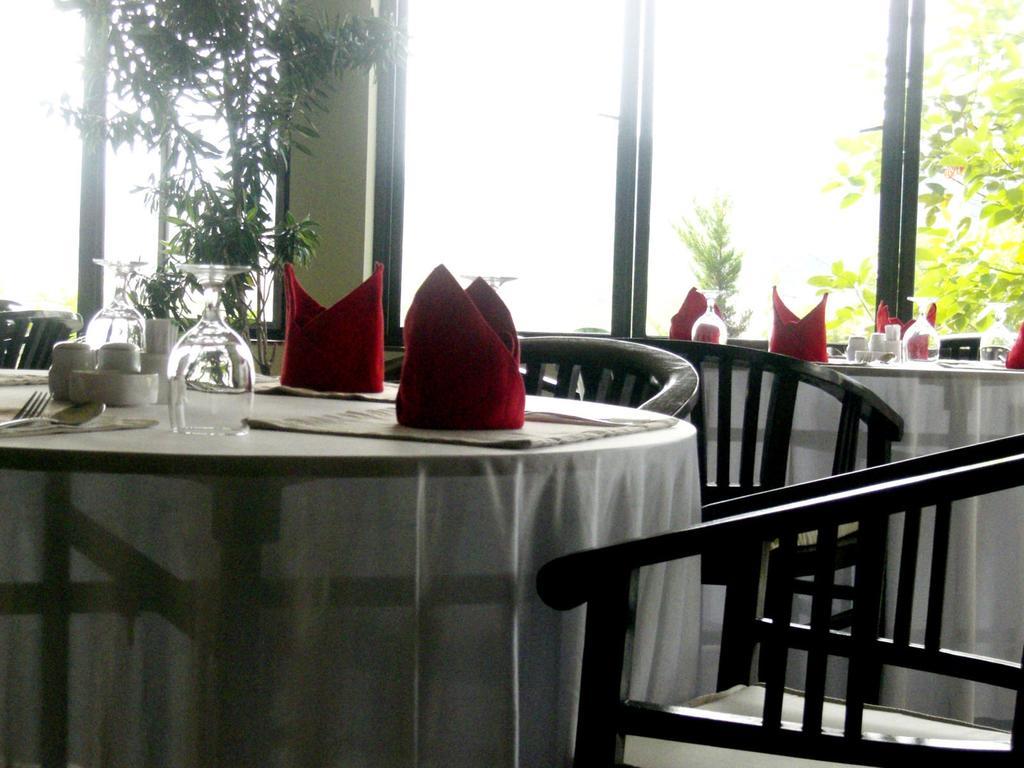Green Wattana Hotel Sentul Bogor Luaran gambar