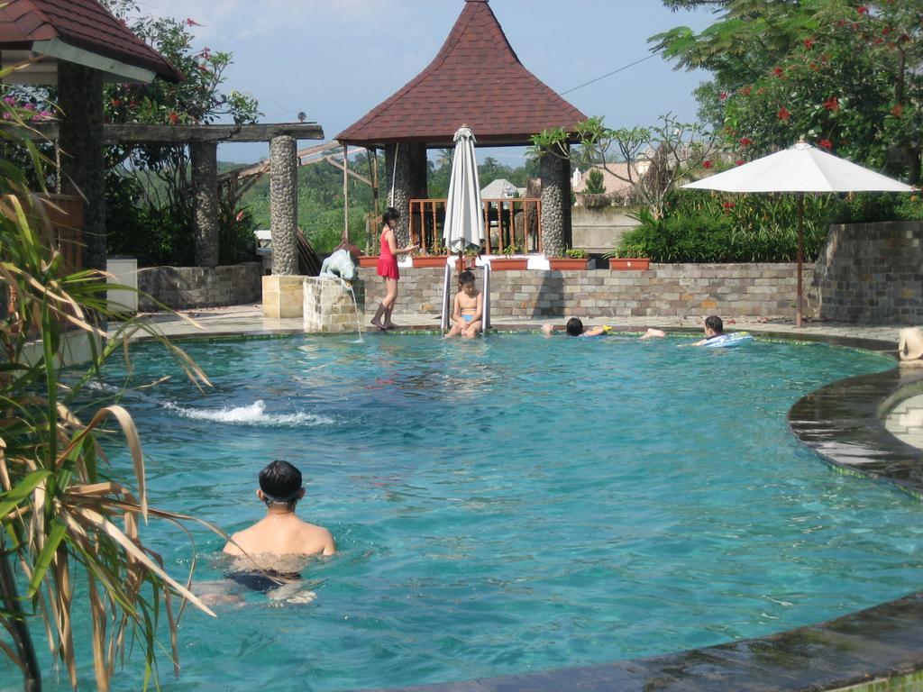Green Wattana Hotel Sentul Bogor Luaran gambar