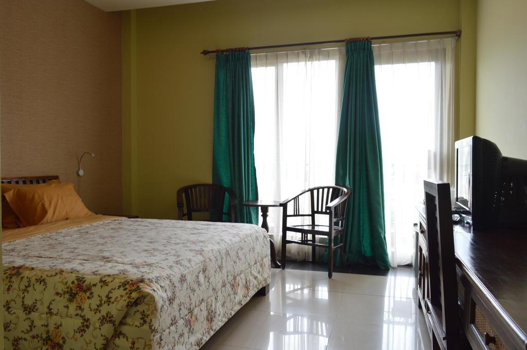 Green Wattana Hotel Sentul Bogor Luaran gambar