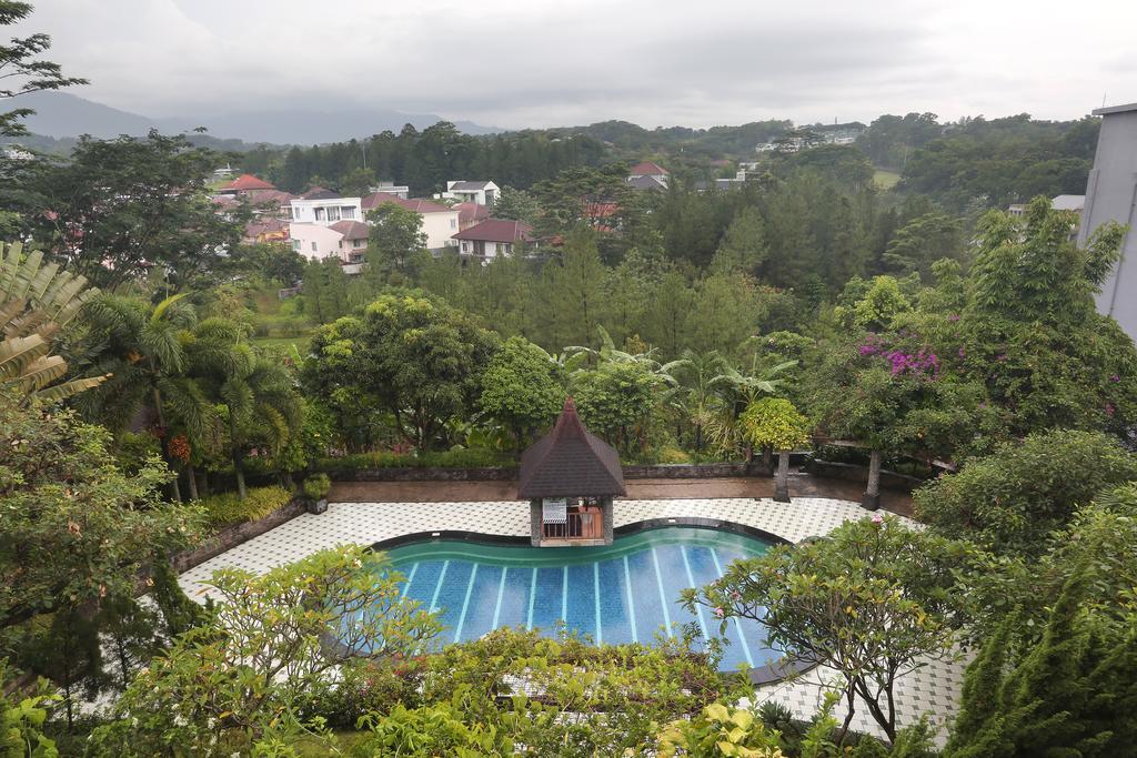 Green Wattana Hotel Sentul Bogor Luaran gambar
